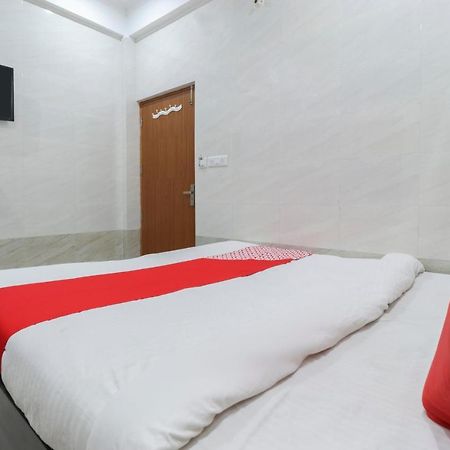 Hotel Oyo 69378 Trilok Dham Vrindāvan Exteriér fotografie